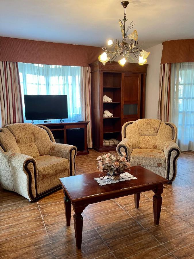 Pension Casa Iurca Sighetu Marmaţiei Buitenkant foto